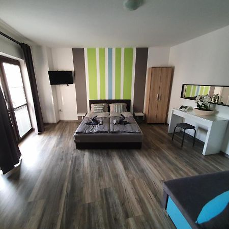 Lexi Apartman Apartment Hajduszoboszlo Bagian luar foto