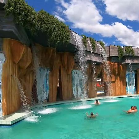 Lexi Apartman Apartment Hajduszoboszlo Bagian luar foto