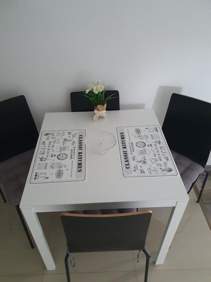 Lexi Apartman Apartment Hajduszoboszlo Bagian luar foto